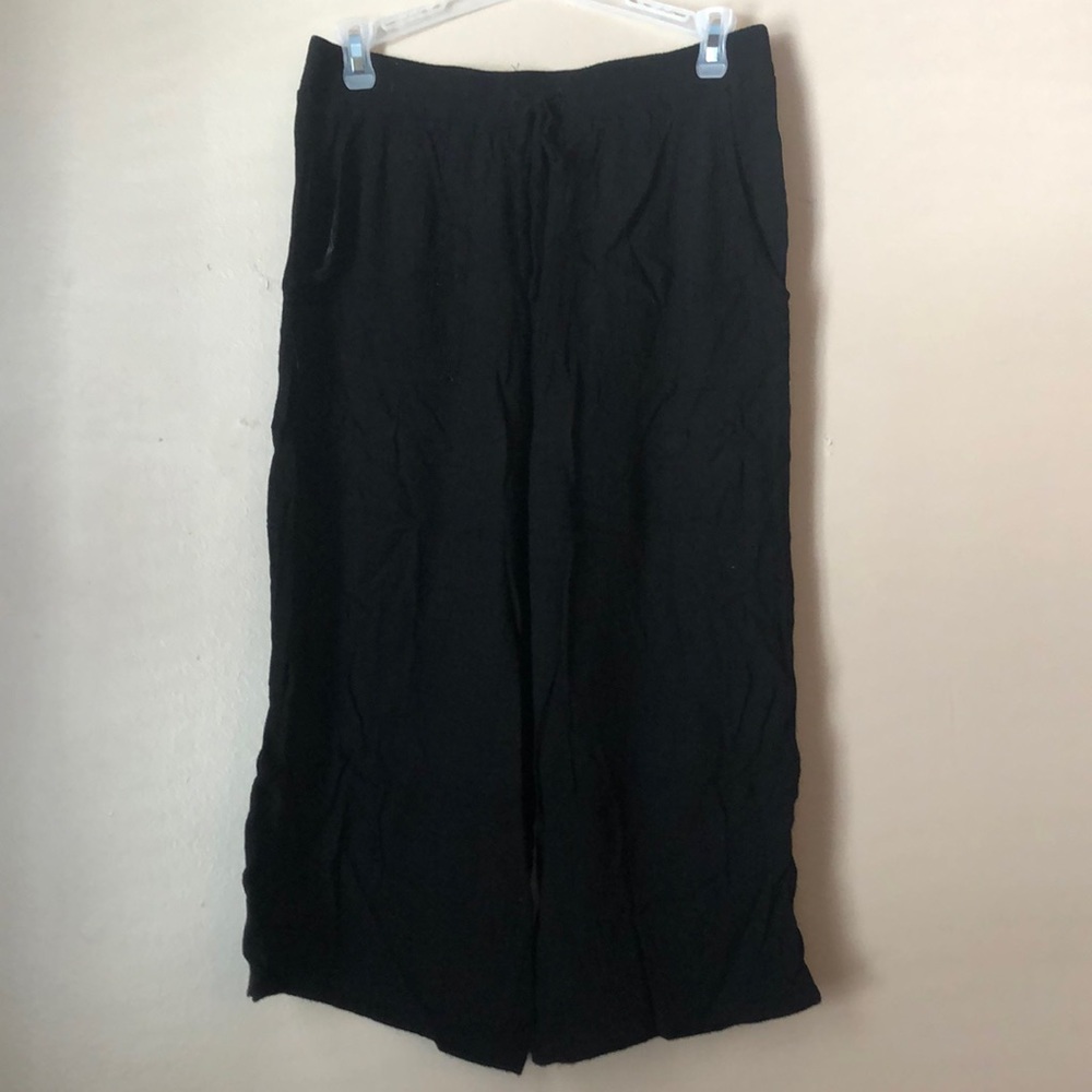 Westport, Petite Small, Black linen capri pants